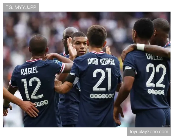 PSG迎战里昂前瞻：姆巴佩冲击赛季40球，里昂为欧战席位最后一搏